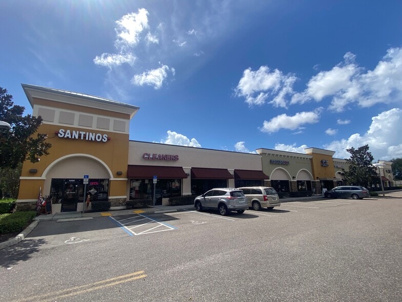More Photos Of 3635 Aloma Ave, Oviedo General Retail For Lease