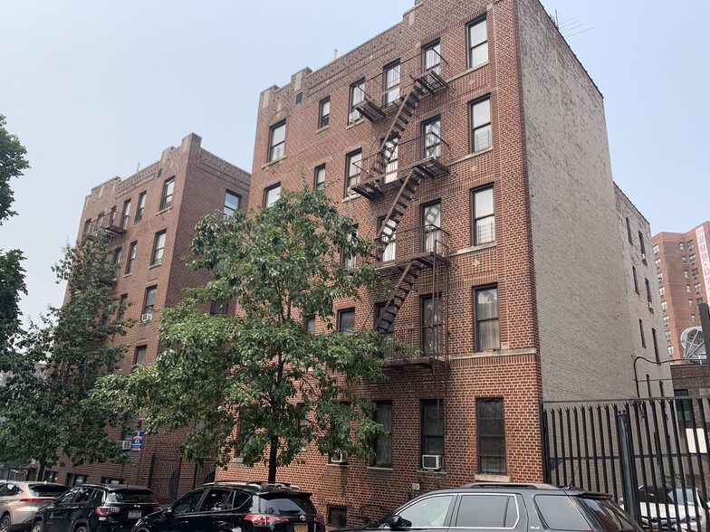 Primary Photo Of 1745 Eastburn Ave, Bronx Apartments For Sale