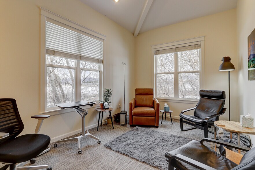More Photos Of 7102 La Vista Pl, Niwot Medical For Sale