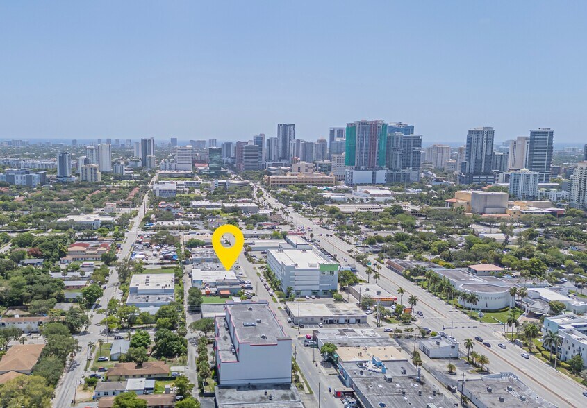 More Photos Of 809-813 NW 1st St, Fort Lauderdale Service For Lease