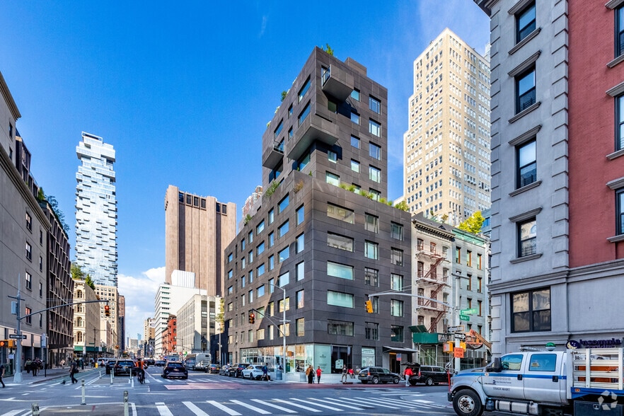 More Photos Of 149 CHURCH St, New York Apartments For Sale