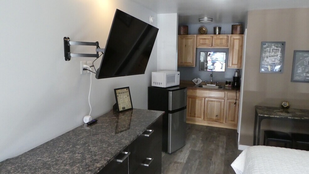 More Photos Of 5312 Highway 119, Black Hawk Hotel For Sale