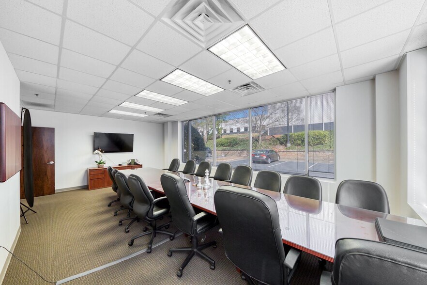 More Photos Of 2800 Horizon Ridge Ct, Suwanee Office For Sale