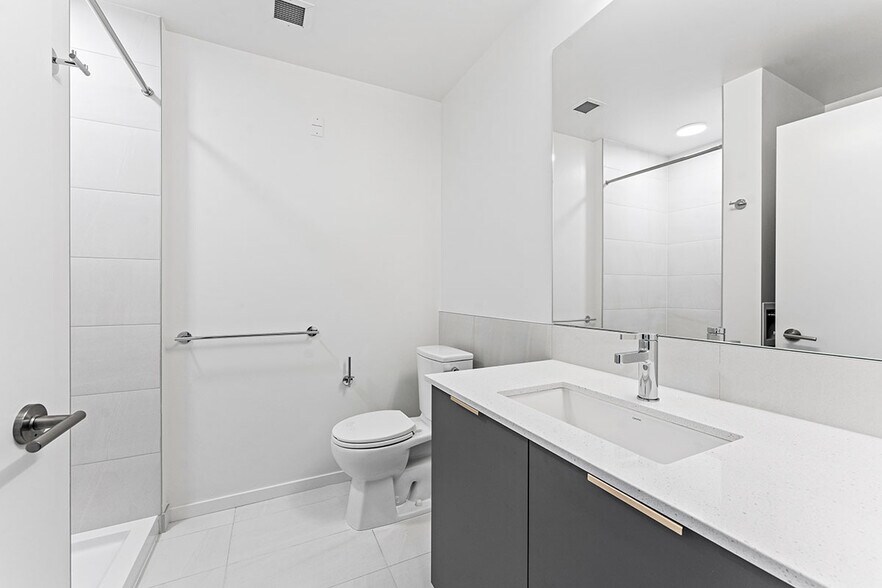 More Photos Of 1888 Scotia St, Vancouver Apartments For Lease