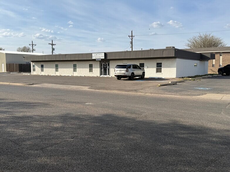 Primary Photo Of 3706 Mockingbird Ln, Amarillo Office For Sale