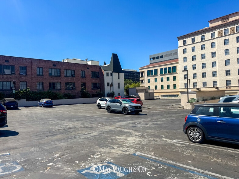 More Photos Of 950 E Colorado Blvd, Pasadena Unknown For Lease