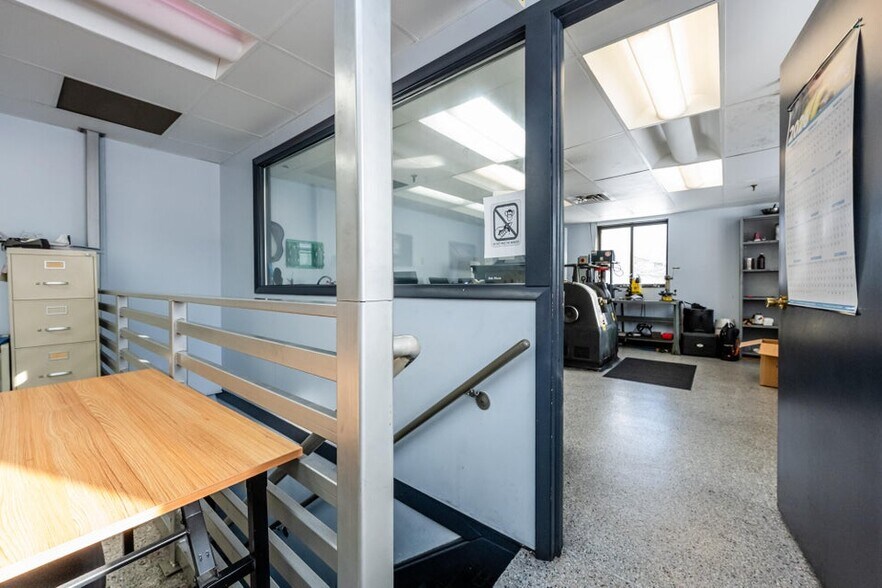 More Photos Of 521 Langley Ave, Saint Joseph Industrial For Sale