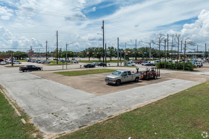 More Photos Of 8301 Spencer Hwy, Deer Park Land For Lease