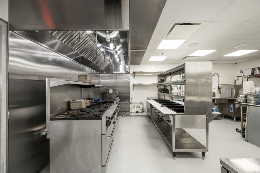 More Photos Of 532 Margaret St, Key West Restaurant For Sale