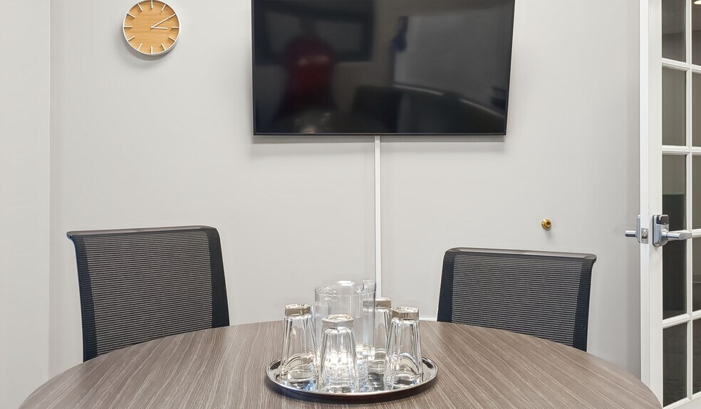 More Photos Of 3600-3700 Park 42 Dr, Sharonville Coworking Space