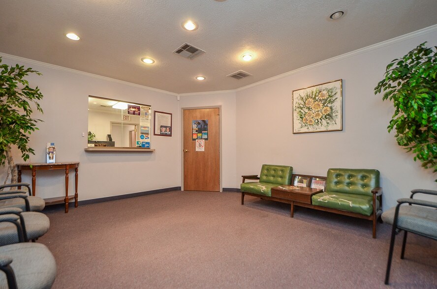 More Photos Of 9802 Homestead Rd, Houston Medical For Lease