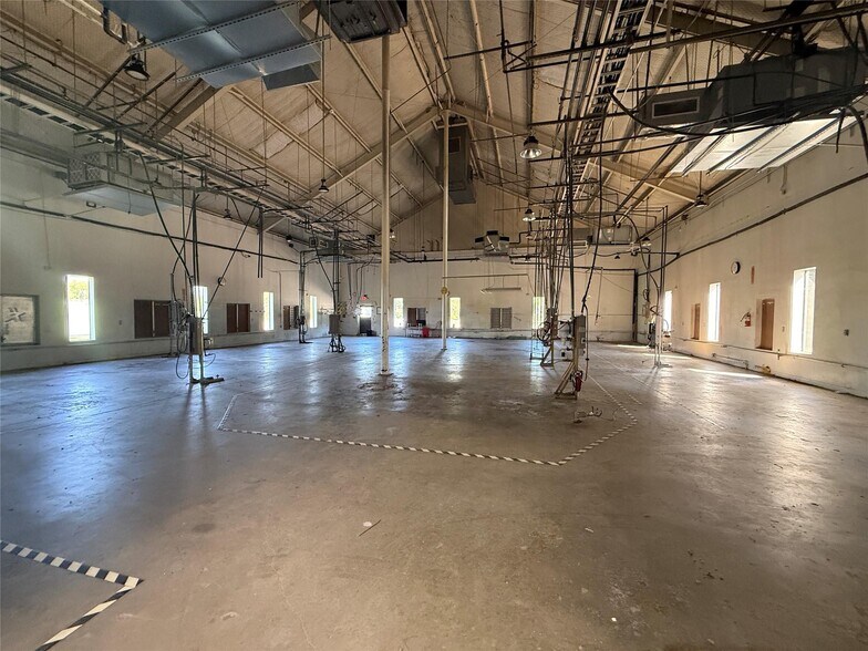 More Photos Of 4533 N FM 312, Winnsboro Industrial For Sale