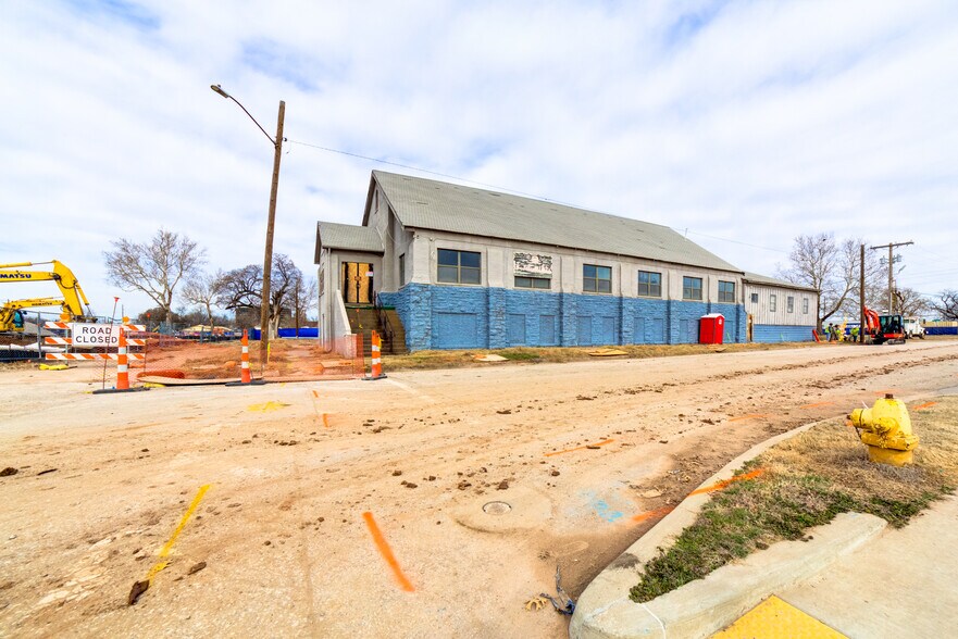 More Photos Of 2139 S Phoenix Ave, Tulsa Religious Facility For Sale