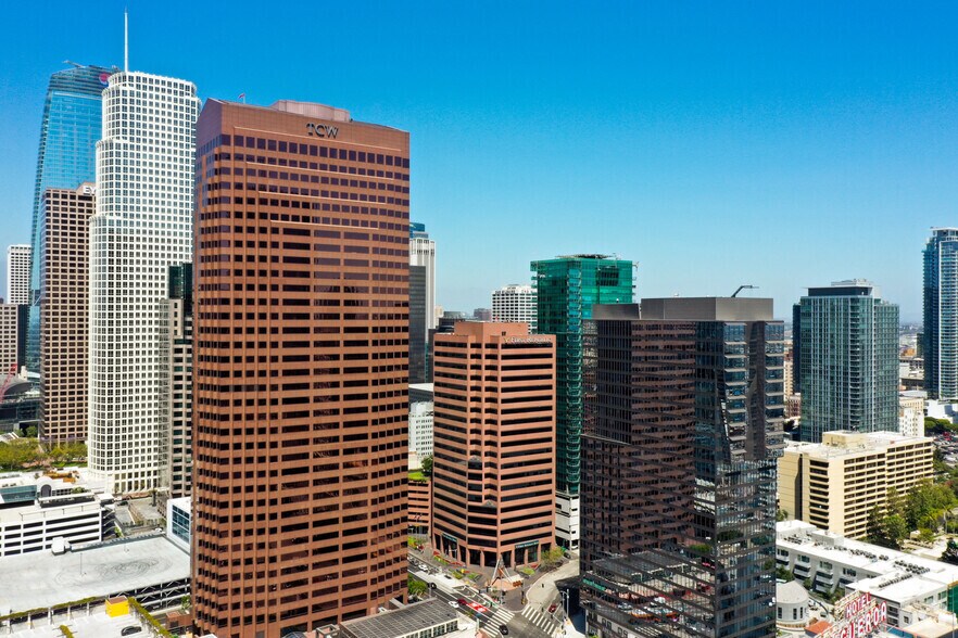 More Photos Of 888 S Figueroa St, Los Angeles Office For Lease