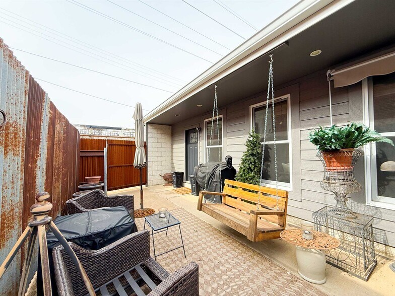 More Photos Of 212 N 3rd St, Salina Warehouse For Sale