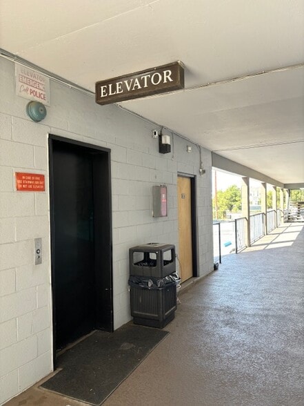 More Photos Of 21700 Golden Triangle Rd, Santa Clarita Medical For Lease