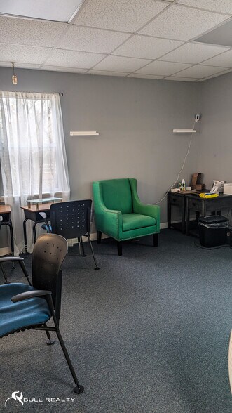 More Photos Of 192 Weatherly Dr, Fayetteville General Retail For Lease
