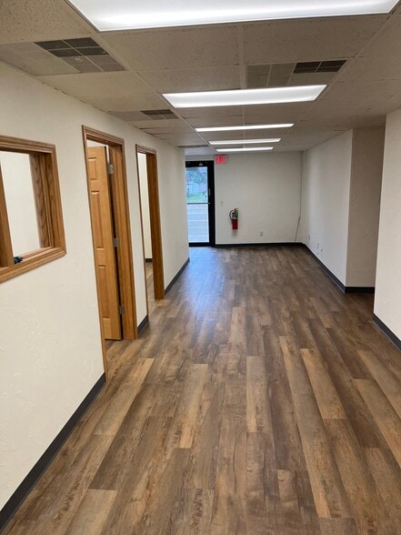 More Photos Of 526 W Wisconsin Ave, Appleton Medical For Lease