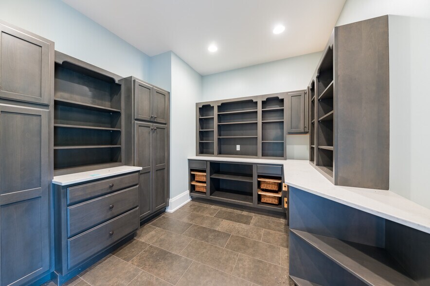 More Photos Of 145 School Rd, Mount Morris Office For Sale