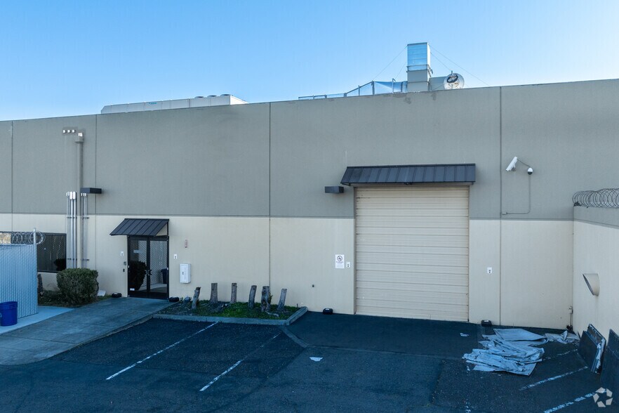 More Photos Of 3832 Bay Center Pl, Hayward Unknown For Lease