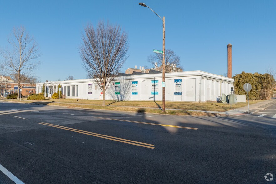More Photos Of 650 Franklin Ave, Hartford Manufacturing For Sale