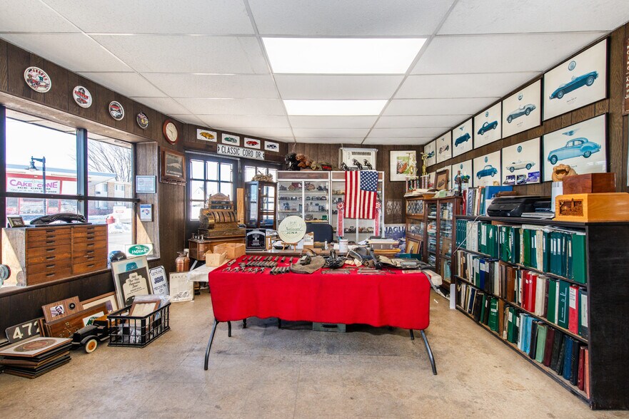 More Photos Of 307 Paterson Ave, East Rutherford Auto Repair For Sale