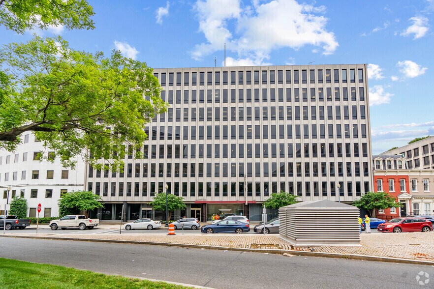 More Photos Of 122 C St NW, Washington Office For Lease
