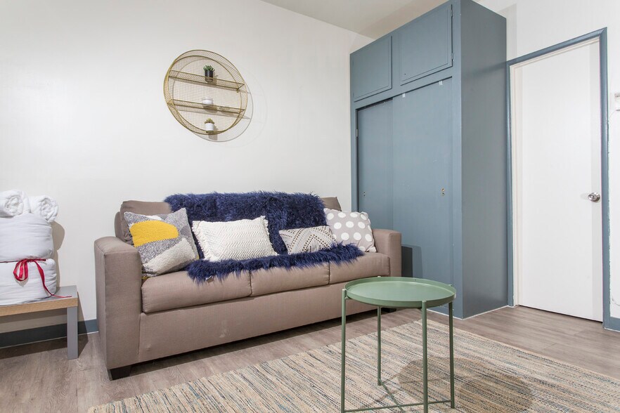 More Photos Of 12128 Ramona Ave, Hawthorne Apartments For Sale