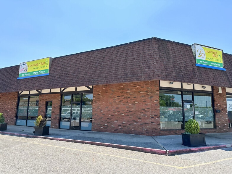 More Photos Of 6511-6577 E Livingston Ave, Reynoldsburg Unknown For Lease