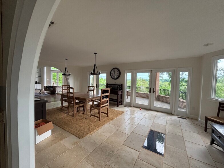 More Photos Of 11500 Springridge Rd, Potomac Specialty For Sale