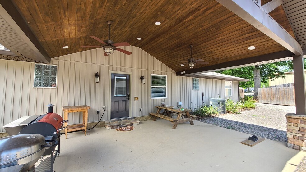 More Photos Of 234 Camilla Ave, Martinez Flex For Lease