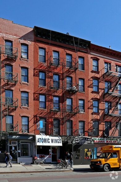 More Photos Of 184 1st Ave, New York Apartments For Lease