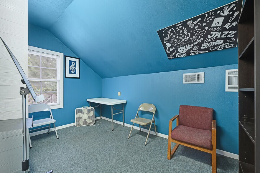 More Photos Of 17934 Kuykendahl Rd, Spring Storefront For Sale