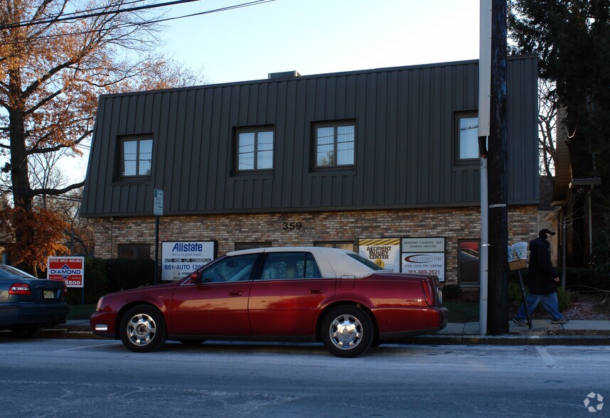 More Photos Of 359 Centre St, Nutley Office For Lease