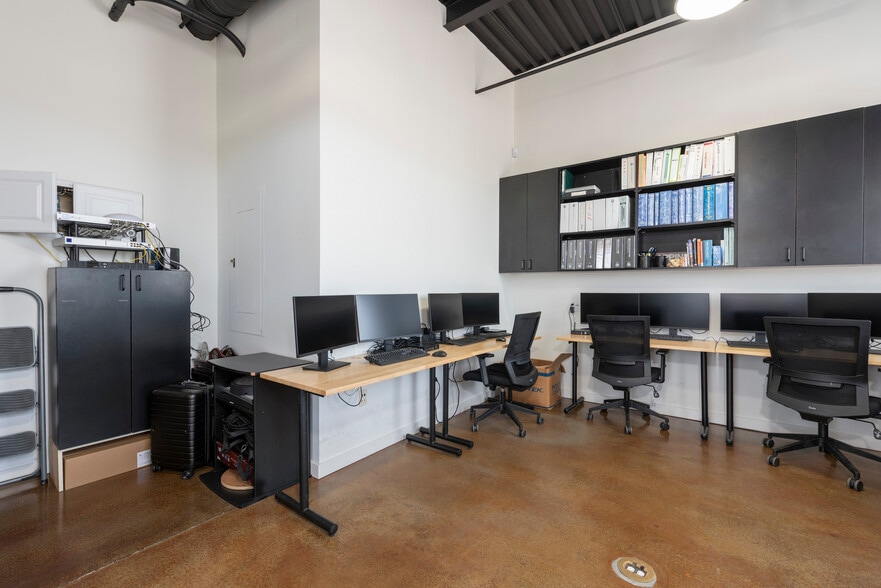 More Photos Of 1108 Sartori Ave, Torrance Office Residential For Sale