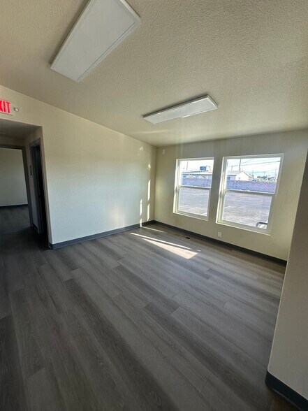 More Photos Of 1735 Athol Ave, Henderson Land For Lease