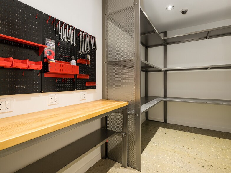 More Photos Of 215-237 California St, El Segundo Loft Creative Space For Sale