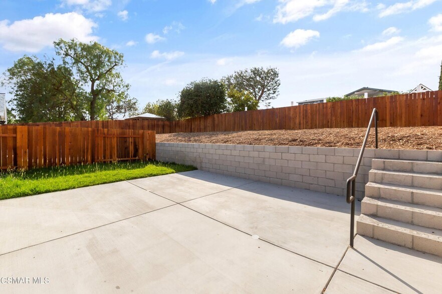 More Photos Of 659 Brossard Dr, Thousand Oaks Apartments For Sale