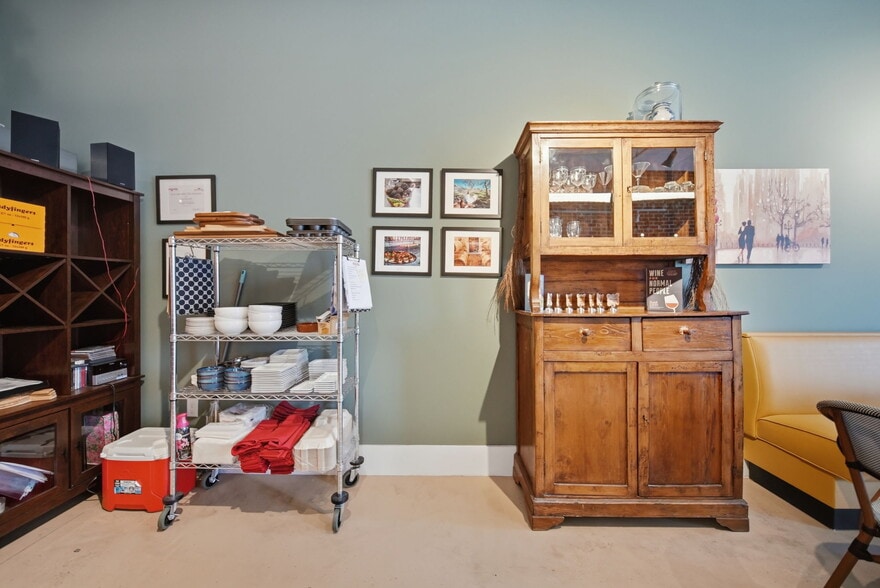 More Photos Of 300 Mason Ave, Cape Charles Apartments For Sale