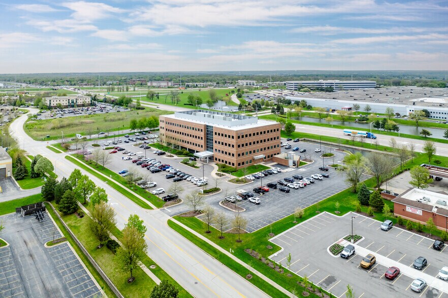 More Photos Of 1600 N Randall Rd, Elgin Medical For Lease