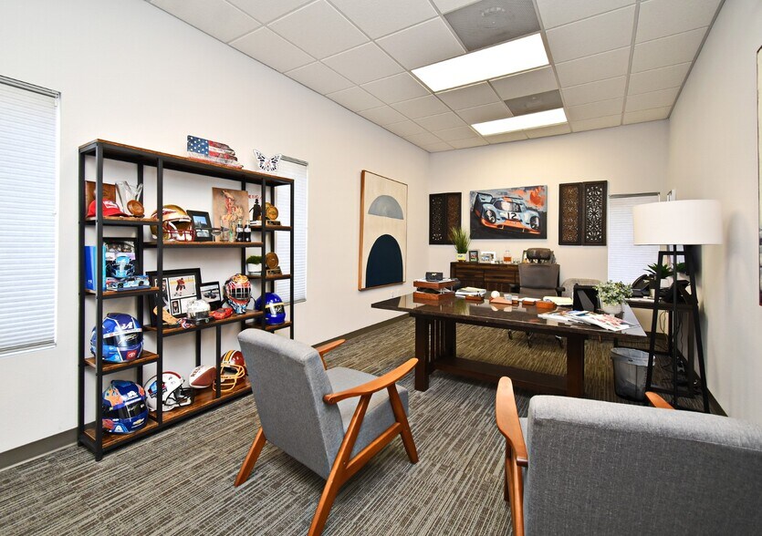 More Photos Of 2575 French Ave, Sanford Loft Creative Space For Sale