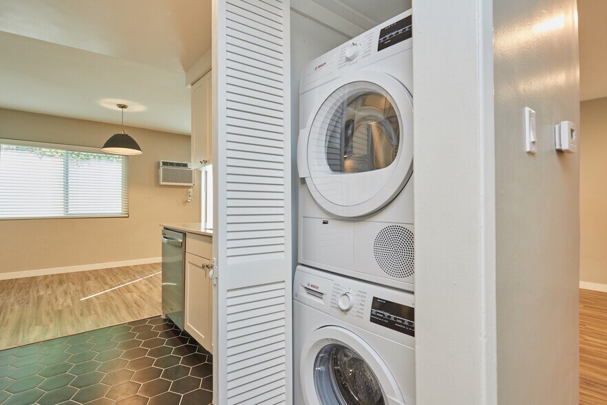More Photos Of 3804 Evans St, Los Angeles Apartments For Sale