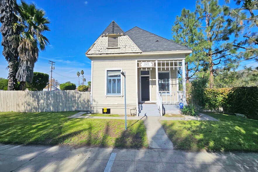 More Photos Of 1101 W Burbank Blvd, Burbank Office Residential For Lease