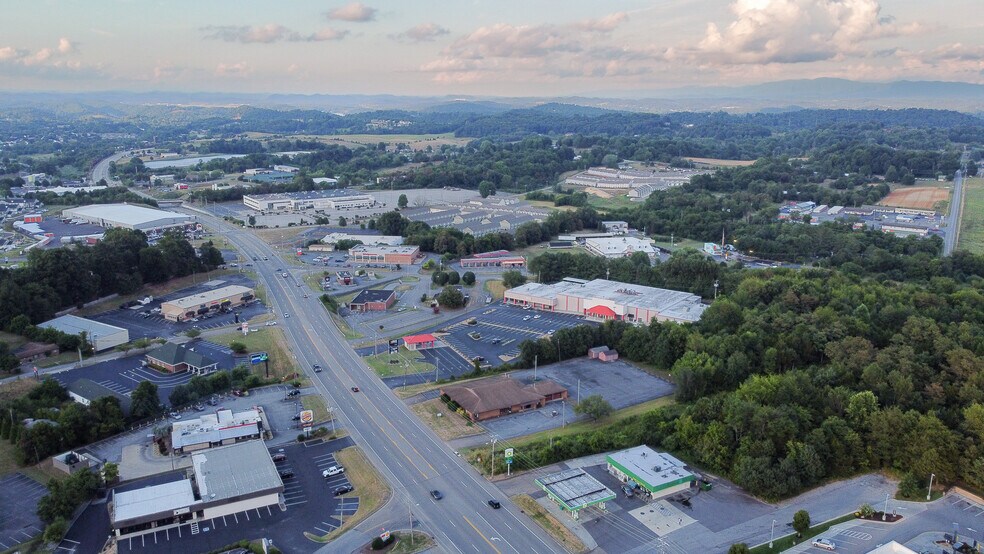More Photos Of 5026 Bobby Hicks Hwy, Johnson City Land For Lease