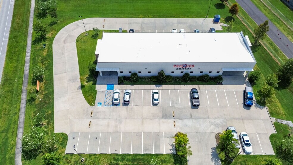 More Photos Of 307 Alcide Dominique Dr, Lafayette Office For Sale