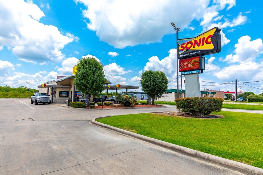 Primary Photo Of 6767 W Port Arthur Rd, Port Arthur Fast Food For Lease