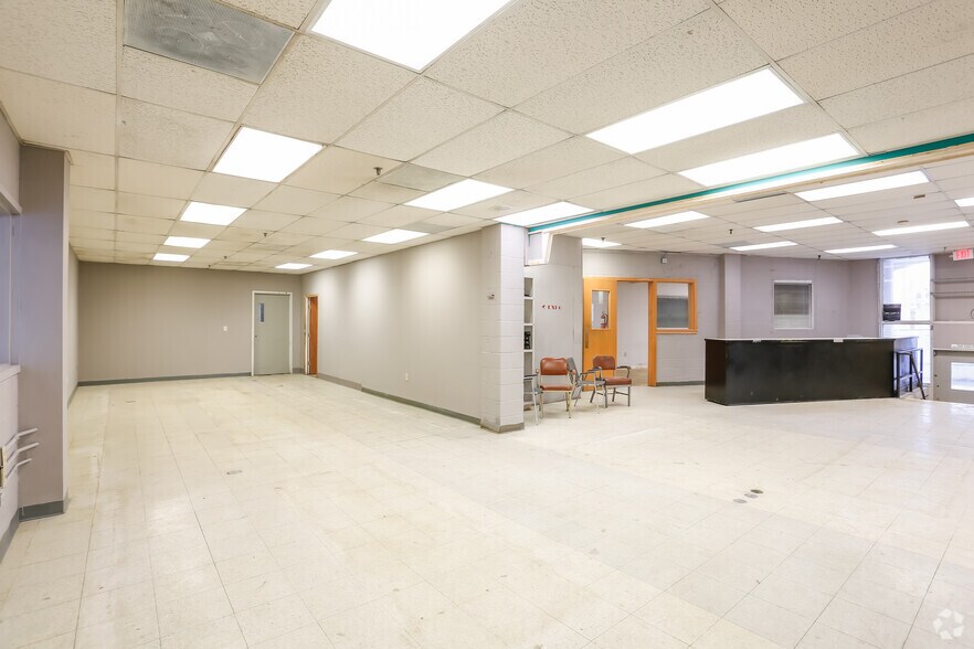 More Photos Of 1315 W 12th St, Kansas City Warehouse For Sale