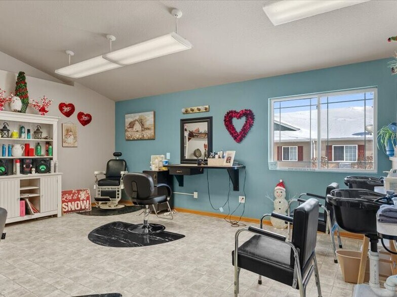 More Photos Of 628 Christel Dr, Valders Office Residential For Sale