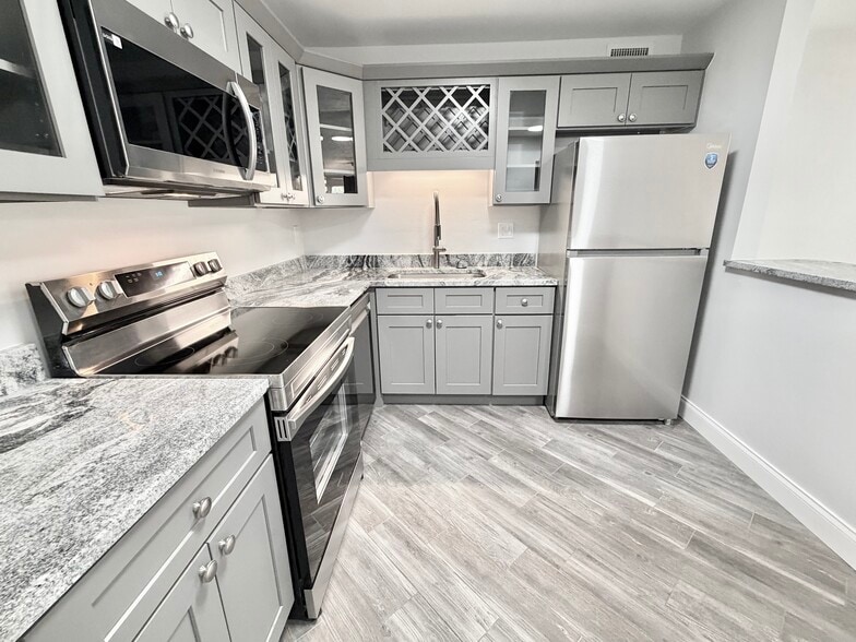 More Photos Of 4400 1st St N, Saint Petersburg Apartments For Sale