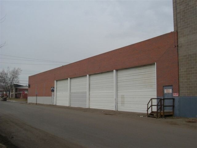 More Photos Of 4400-4460 Lipan St, Denver Manufacturing For Sale